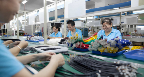 Cina, manifattura in ripresa: PMI torna a 50,3